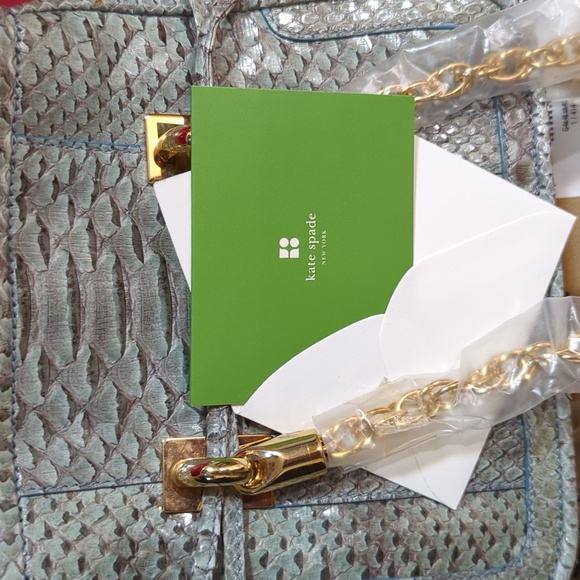 NWT Kate Spade Mini Kylie snakeskin-like, gold chain strap, drawstring purse - Picture 13 of 13